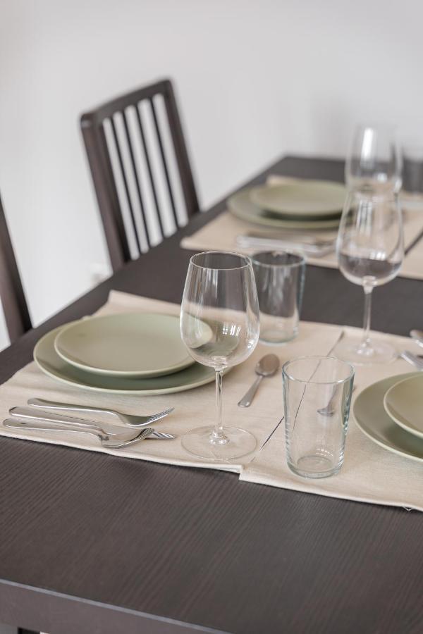 Flats 4 You, Moderne City Wohnung Naehe Hbf, Due-Messe 20 Min, Netflix, Kueche Duisbourg Extérieur photo