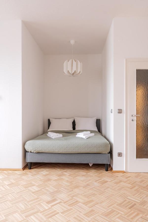 Flats 4 You, Moderne City Wohnung Naehe Hbf, Due-Messe 20 Min, Netflix, Kueche Duisbourg Extérieur photo